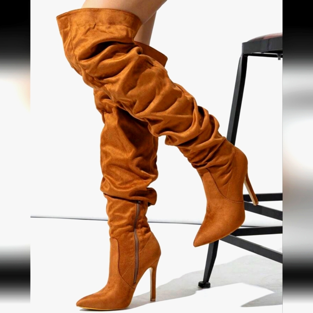 KNEE HIGH Boots New Suede